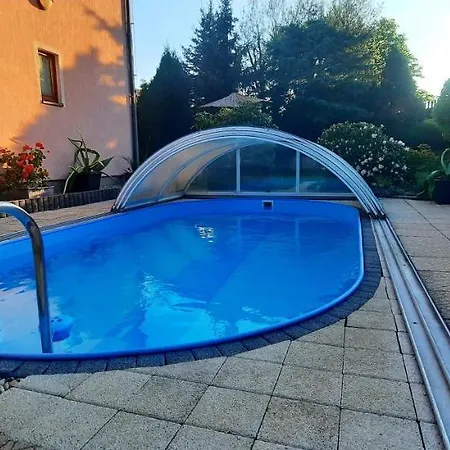 Apartment Pool *