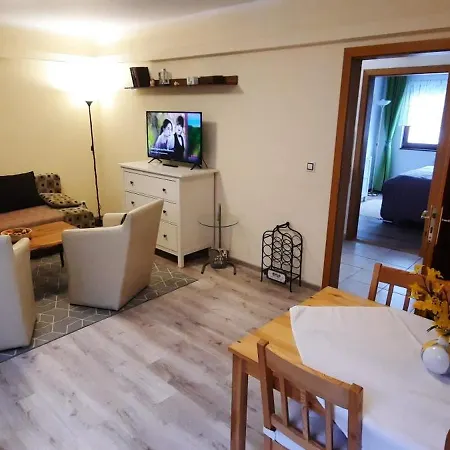 Pool * カルロヴィ・ヴァリ